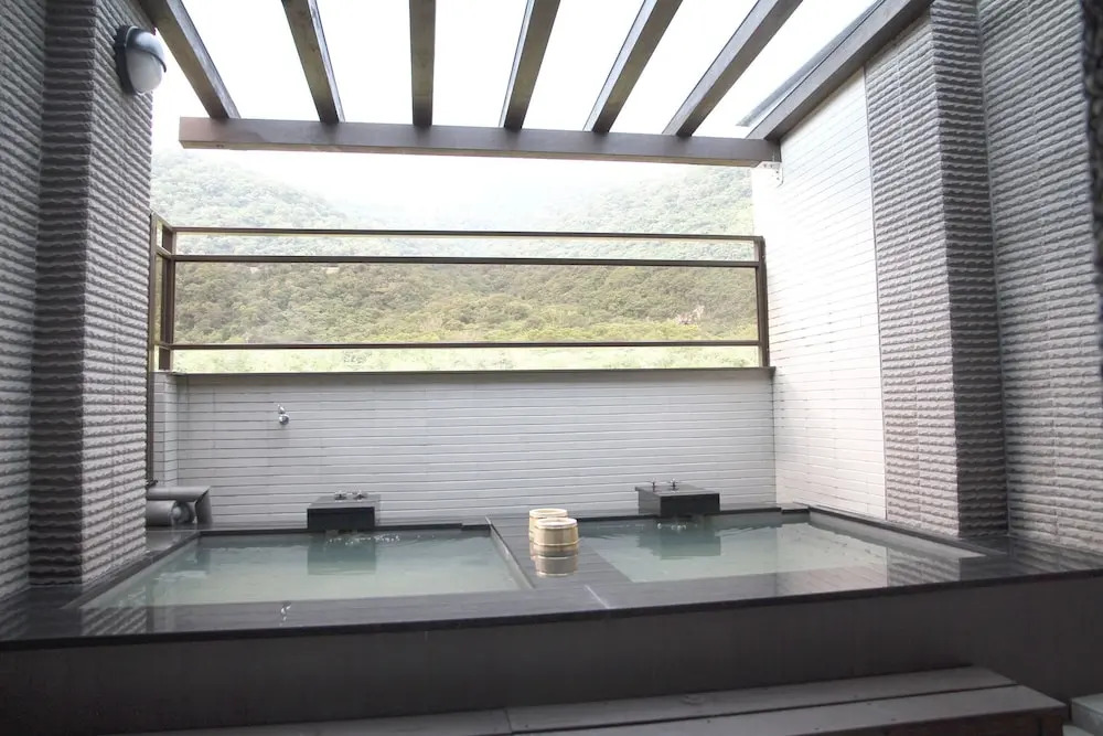 Peace Area Hot Spring Hotel