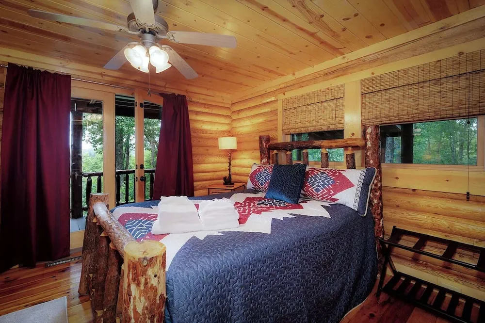 Whippoorwill Calling - Endless Mountain Views, Hot Tub and Fire Pit