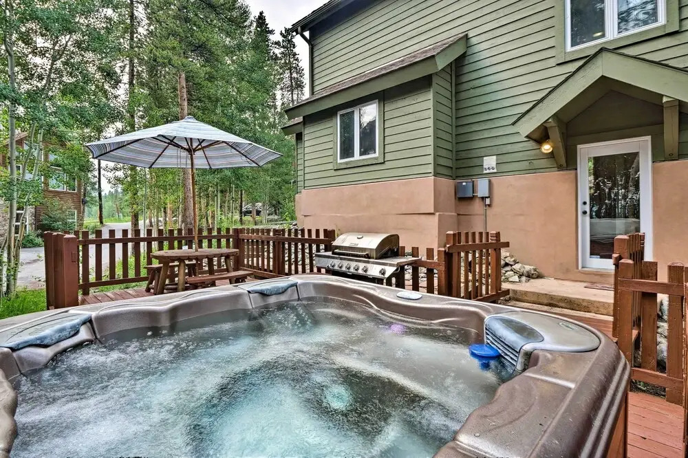Spacious Breck Gem w/ Hot Tub: Walk to Ski Shuttle