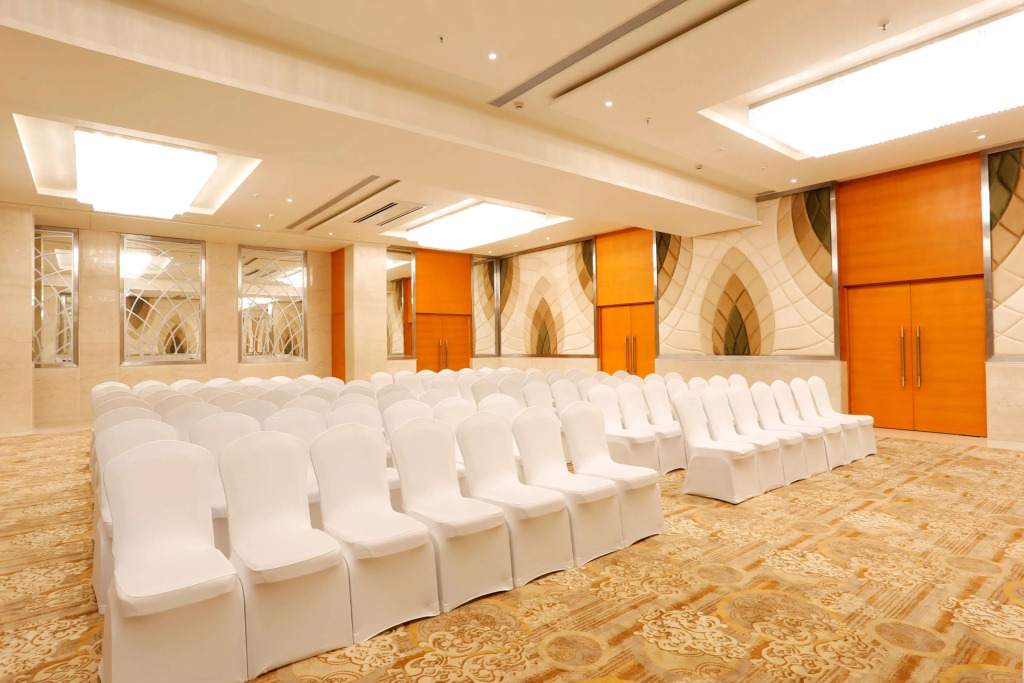 Nataraj Sarovar Portico