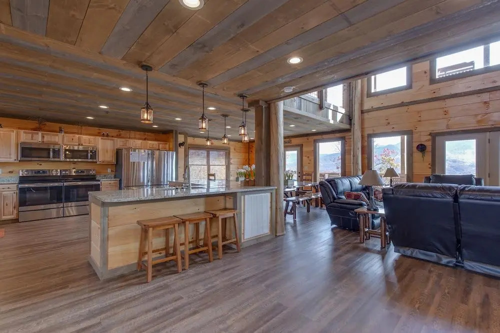 Great Smoky Lodge