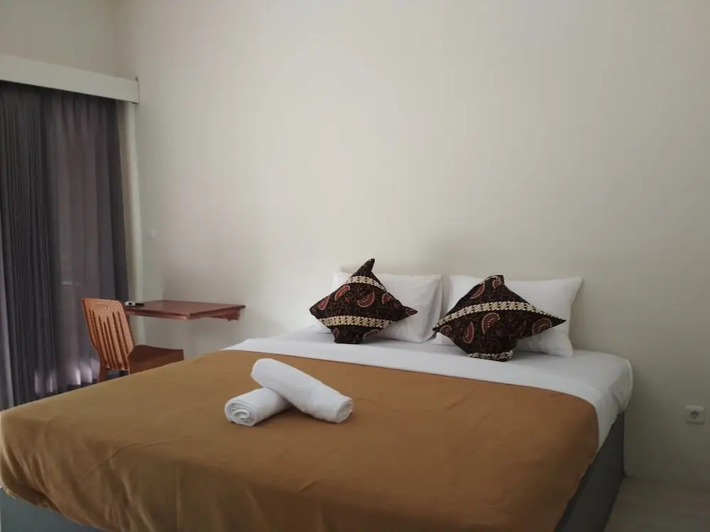 OYO 1662 Zury Homestay