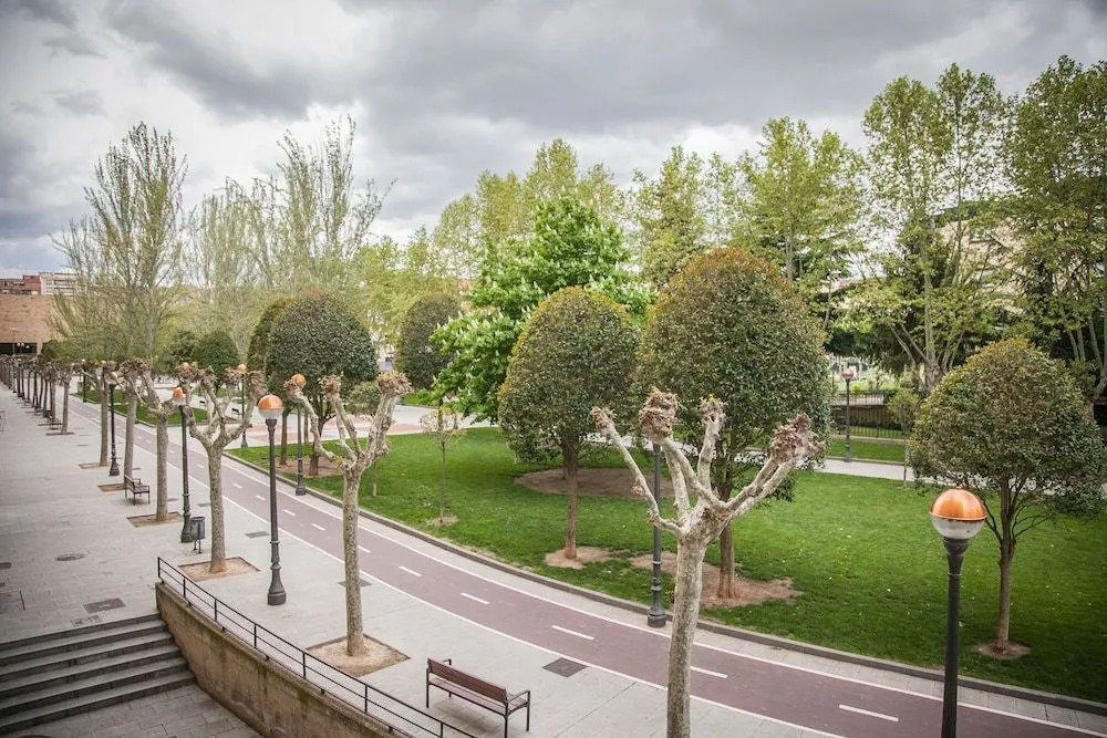 Pensión Parque del Ebro
