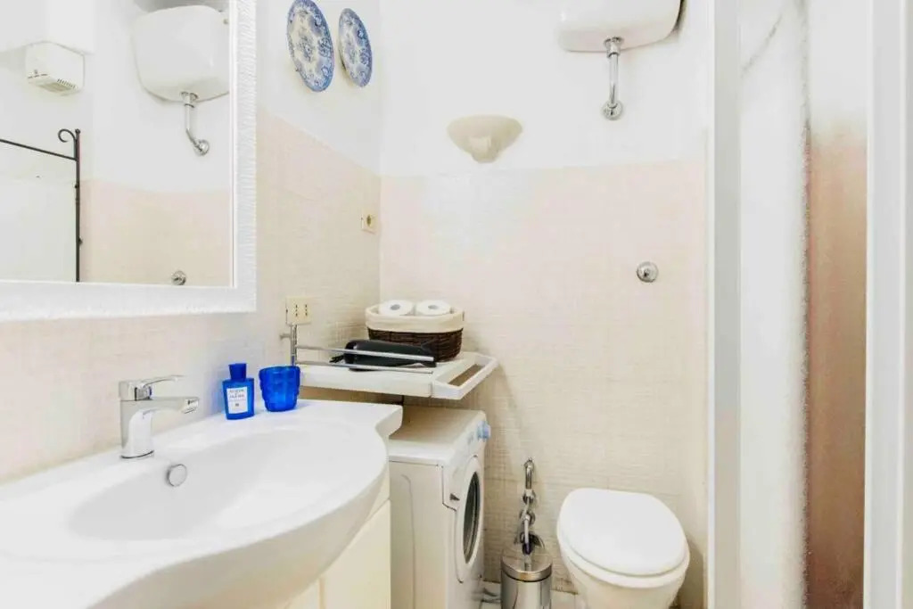 Oldtownflat38 (Adults Only)