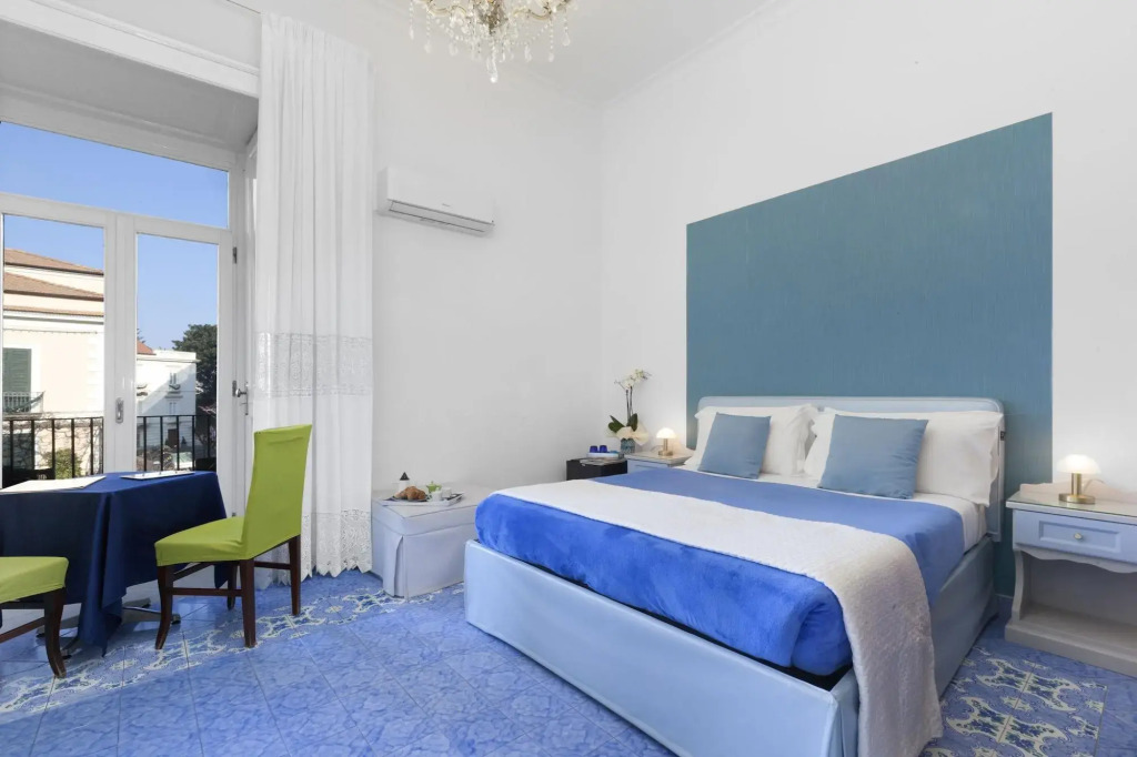 Piazza Tasso B&B