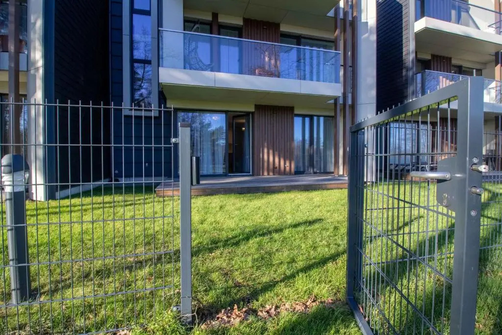 HolidayPlus Multiple Apartments, By Cohost