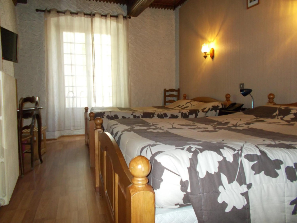 Logis Hotel Restaurant La Chaumière