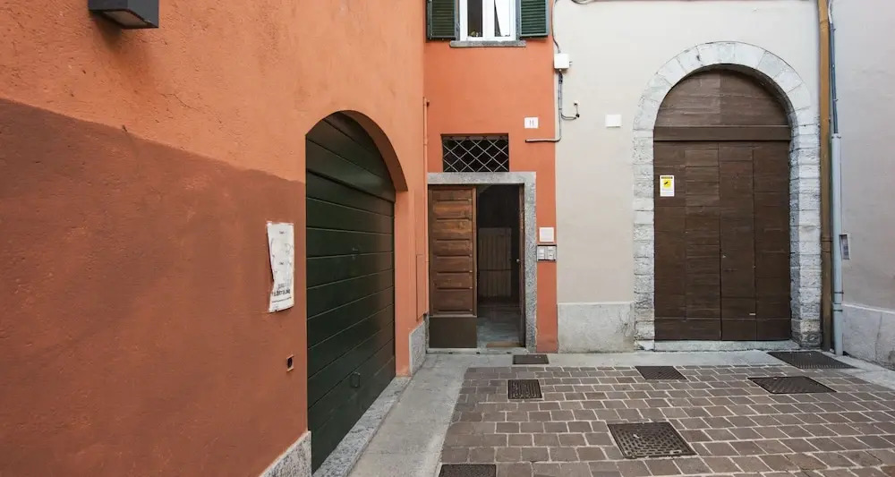 ALTIDO Romantic Loft for 3 in Perfect Como Centre
