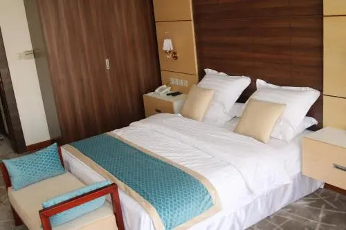 Aral Suites