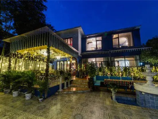 If Courtyard