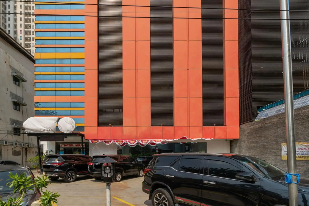 Mirah Hotel