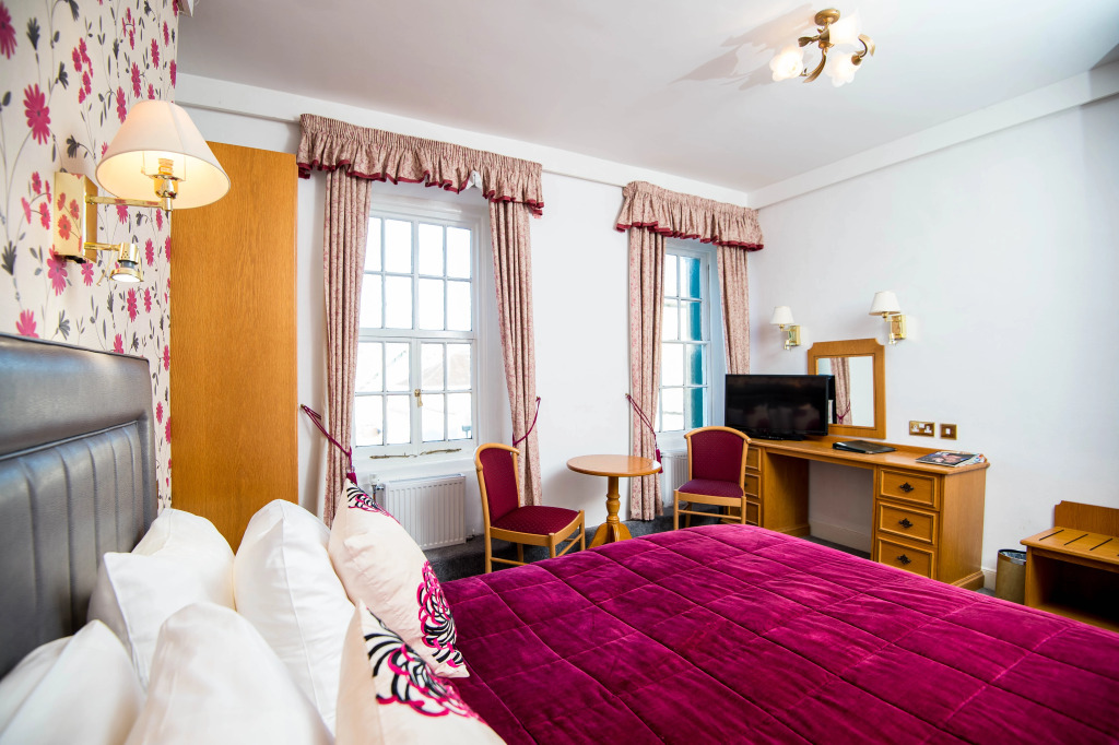 Ivy Bush Royal Hotel by Compass Hospitality