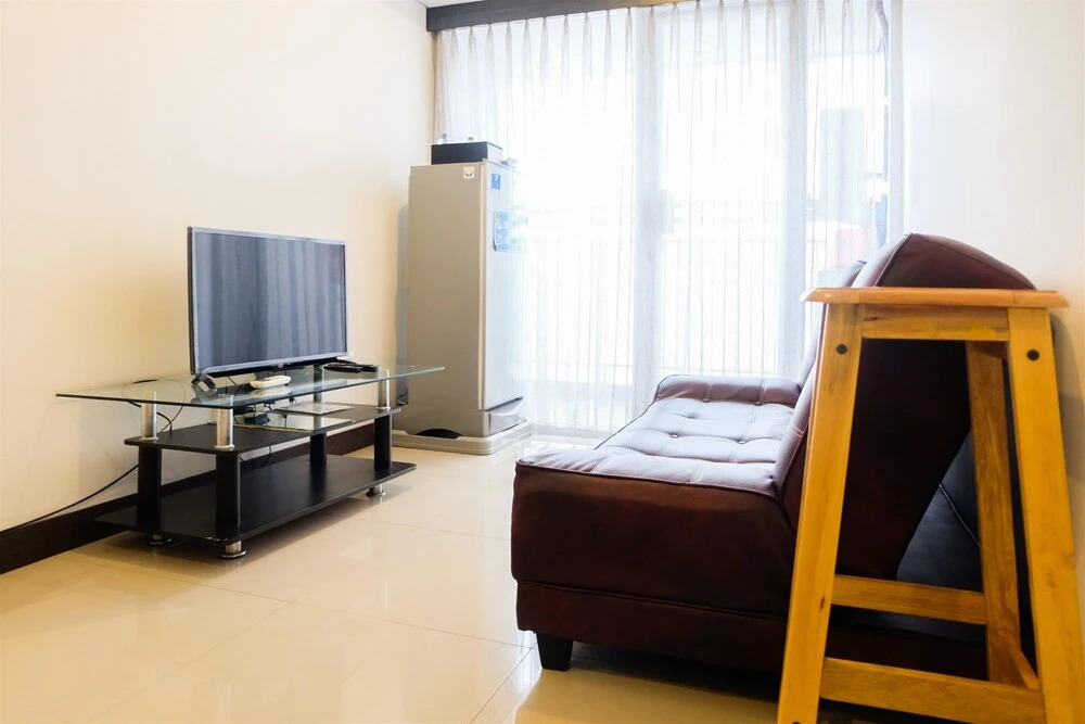 1BR Apartment with Sofa Bed at The H Residence