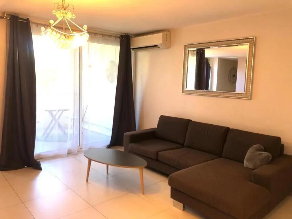 Montpellier Appt T4 90m2 à 15 min des plages et 5 min gare St Roch