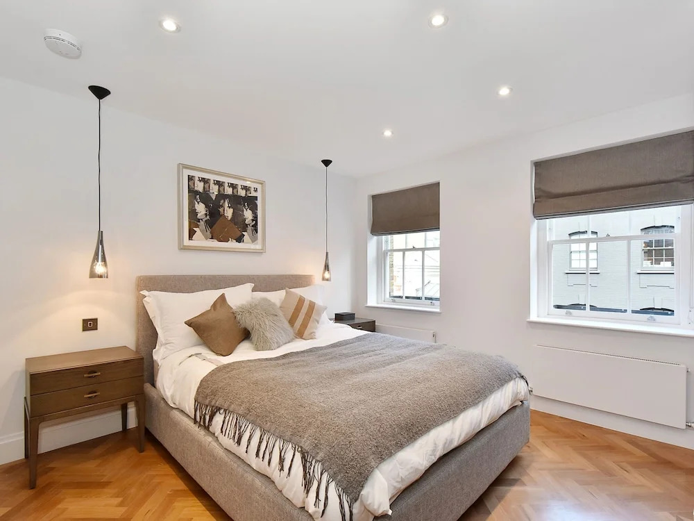 Graceful Apartment in London