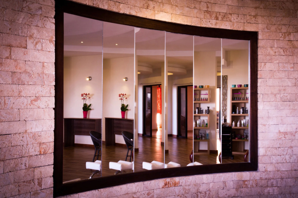 Bidwood Suite Hotel, Opposite Sarit Centre
