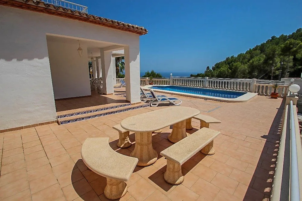 Sesam - sea view villa with private pool in Moraira