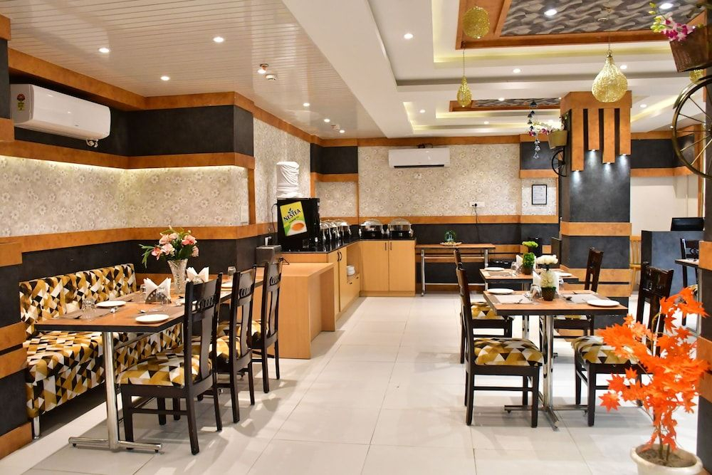 Hotel Yatharth Inn