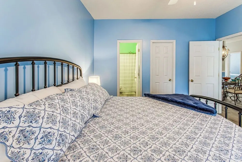 Condo w/ Pool Access, 1 Mi to Cherry Grove Beach!