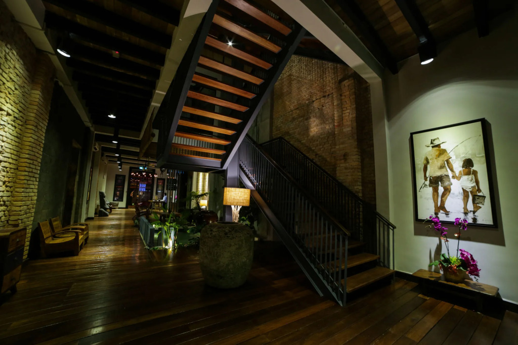 1825 Gallery Hotel
