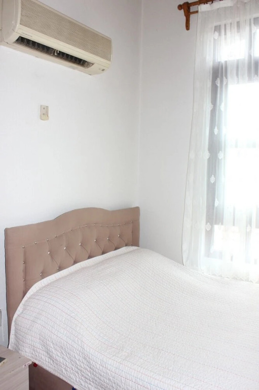 Urla Tarihi Han Otel