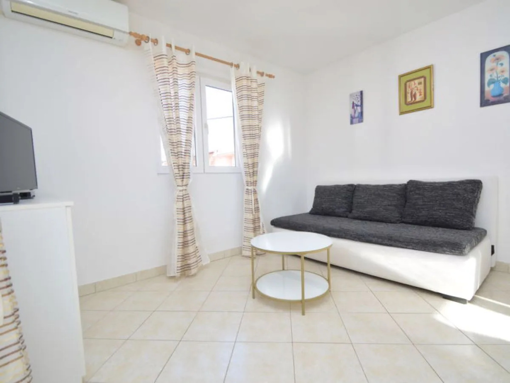 Apartment Ena