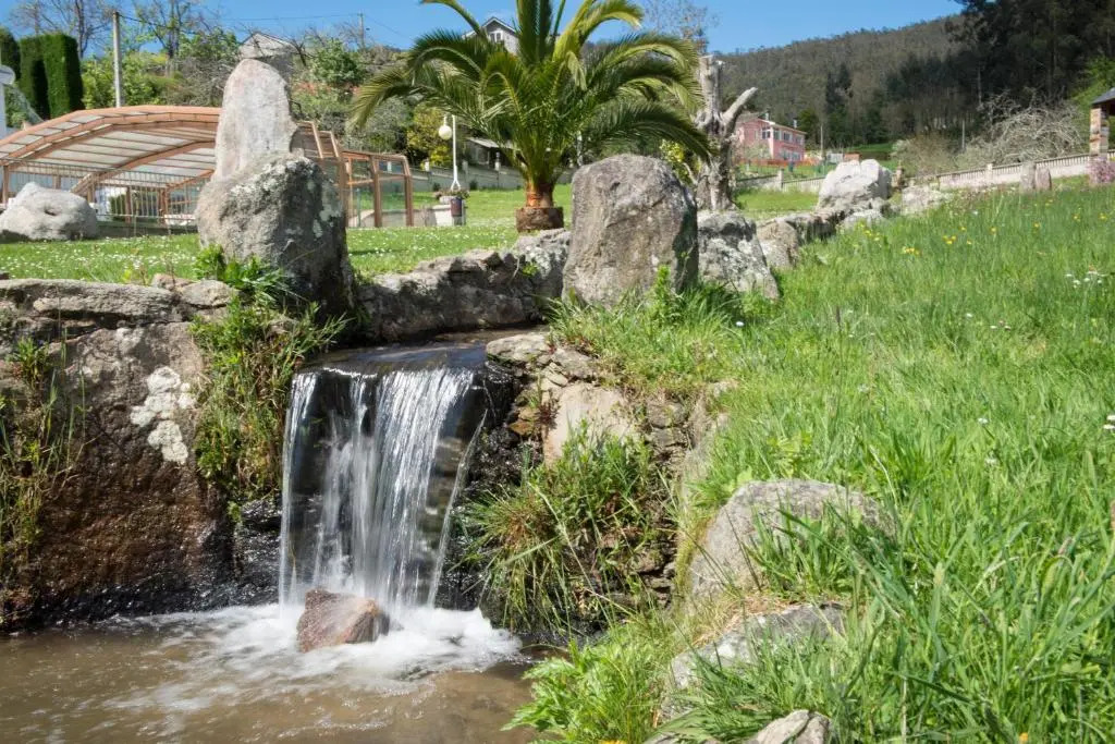 Hotel O Val Do Naseiro