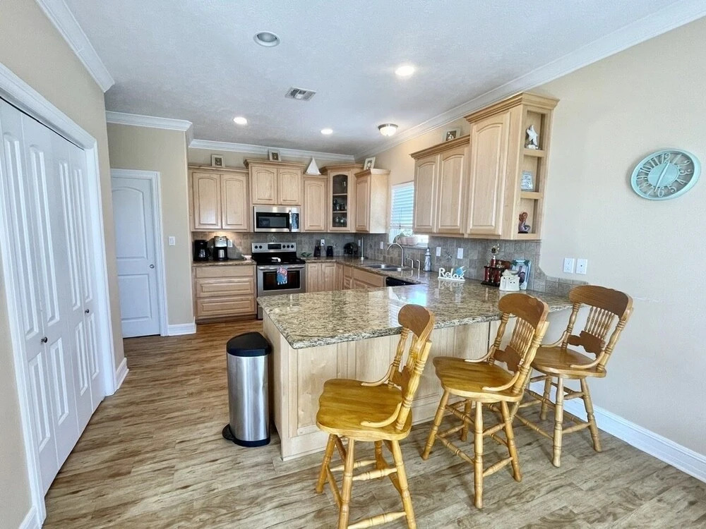Crazy Cajun 2 Bedroom Home