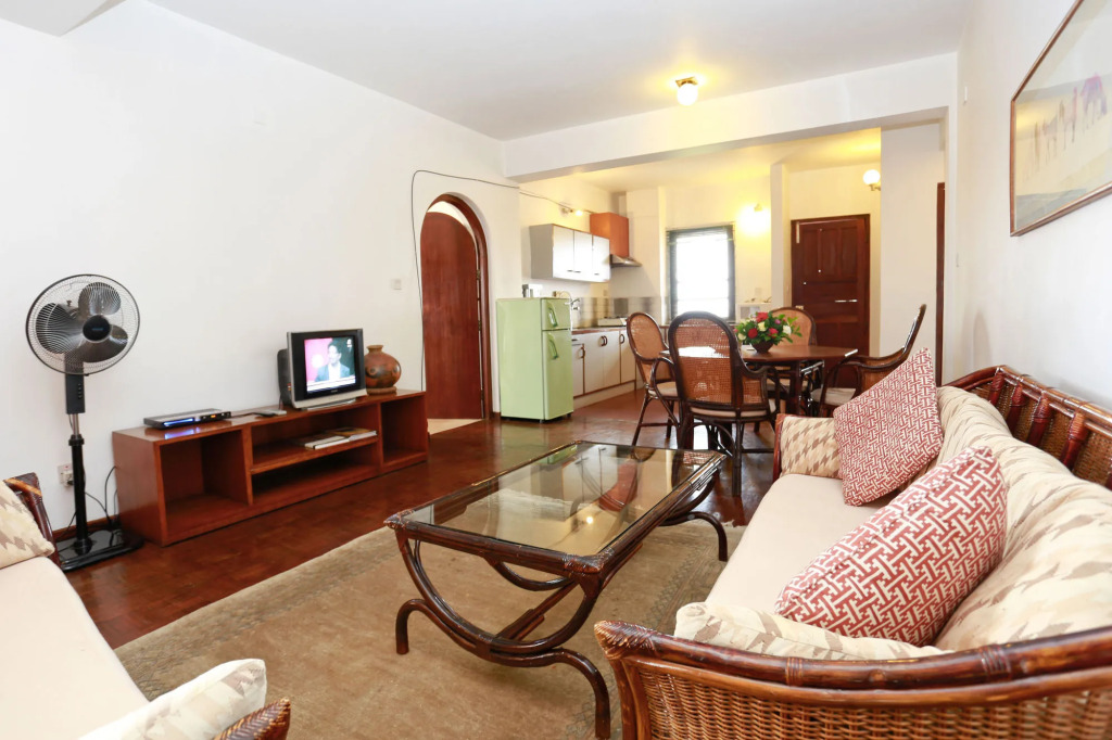 Summit Hotel