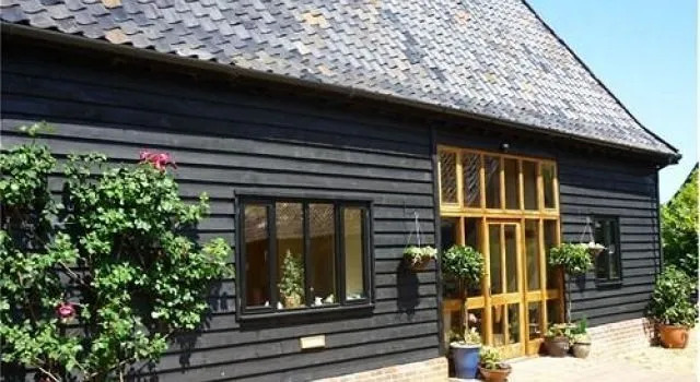 Oak Farm Barn