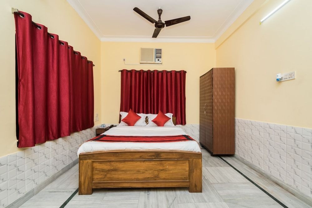 OYO 10367 Hotel Studio 6