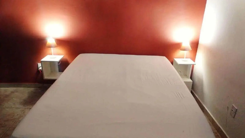 Apartamento Gonzaga 200 metros Praia Garagem com Manobrista Portaria 24 horas Wi-fi