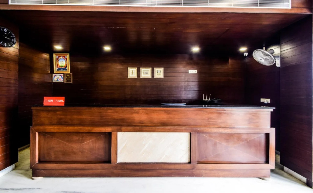 The Legend By OYO Rooms