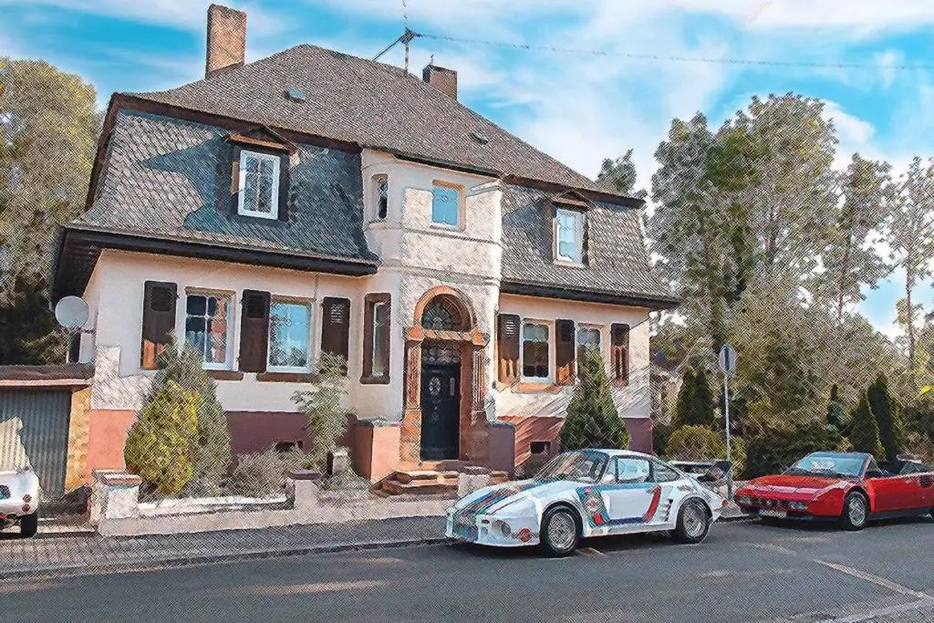 Villa Mondial