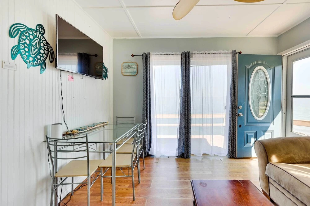 Scenic Geneva Cottage w/ Lake Erie Beach Access!