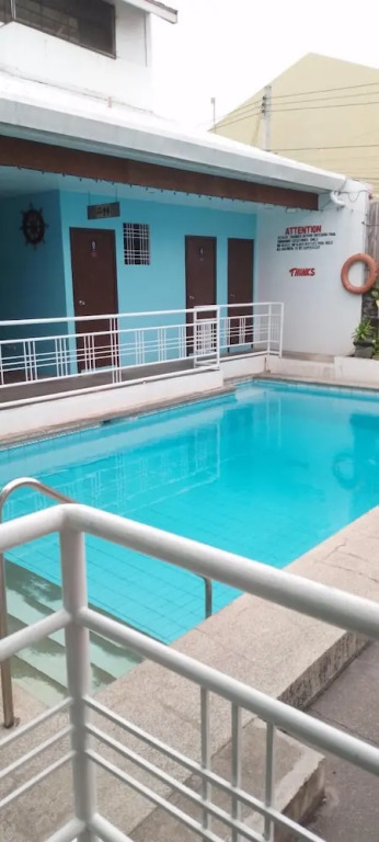 Platinum Hotel