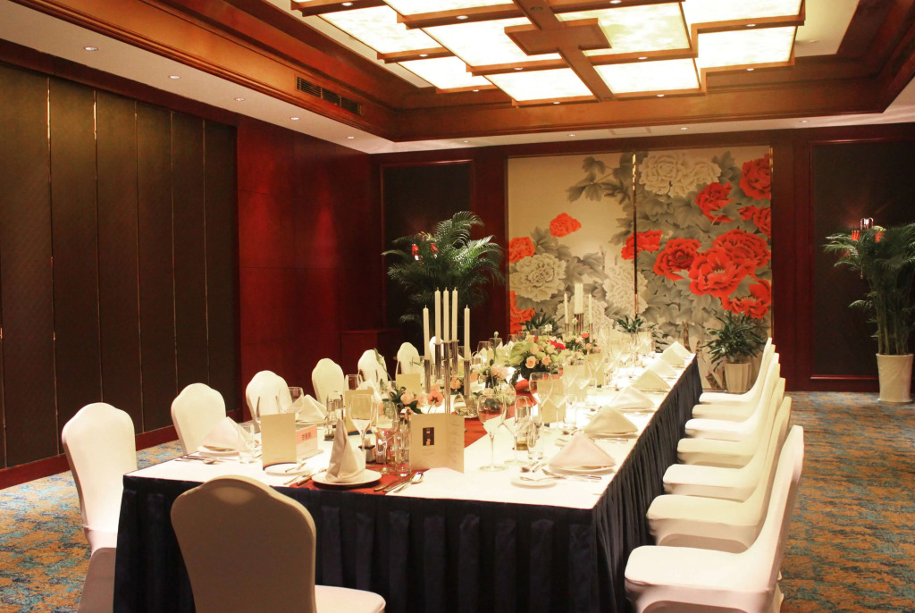 Howard Johnson By Wyndham Tropical Garden Plaza Kunming