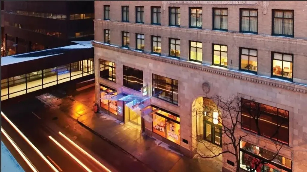 Hyatt Place Des Moines Downtown