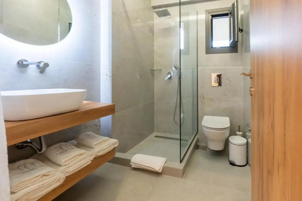 3 DOORS VILLAS
