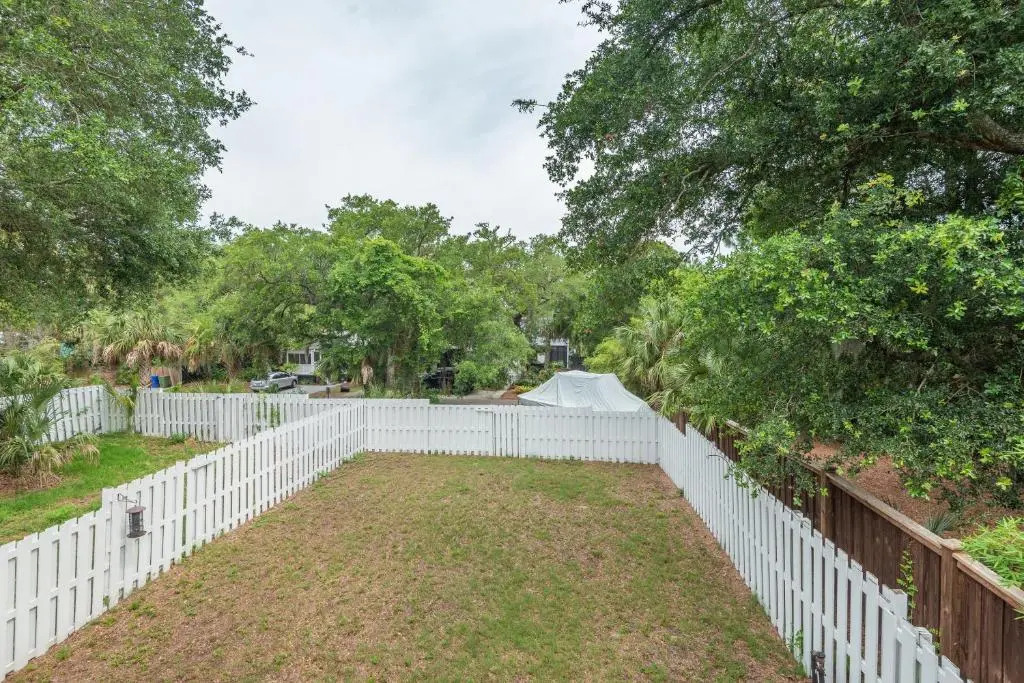 New Listing -114A W Hudson Ave - Open Layout - Close to Everything