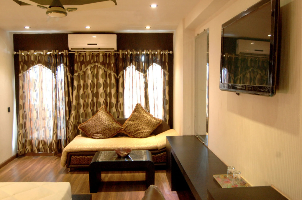 Hotel Grand Shiva
