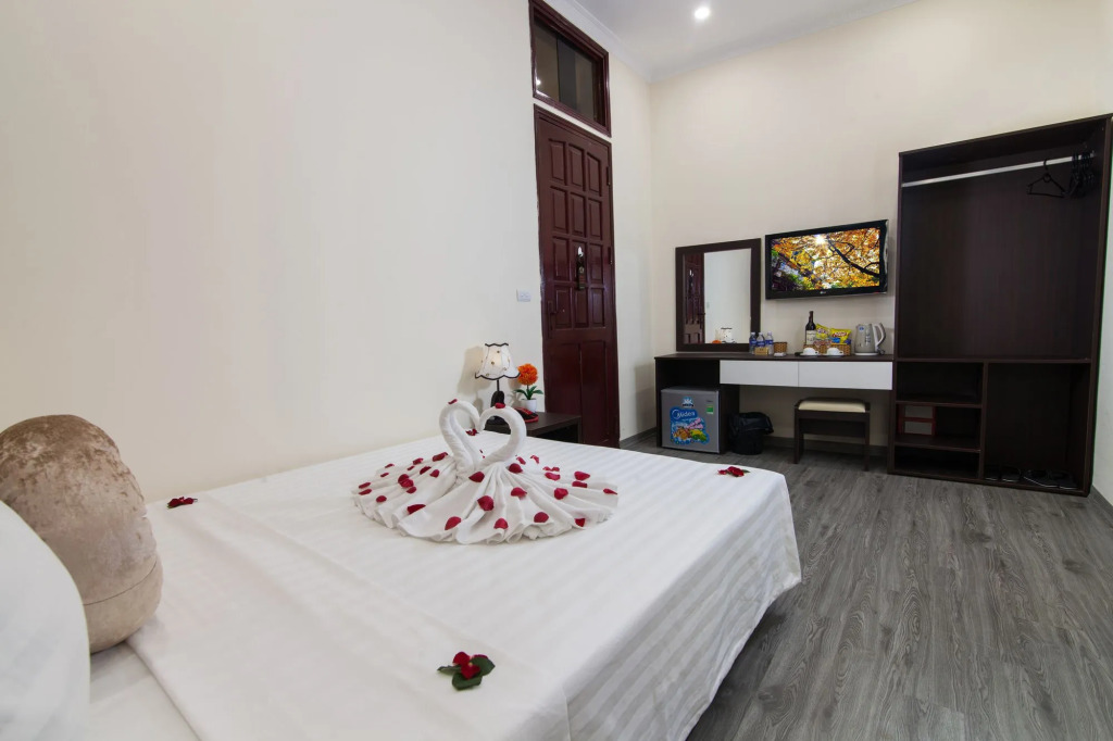 Hanoi Elpis Hotel