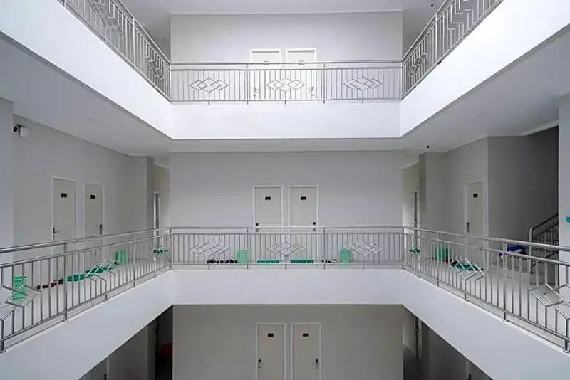 Urbanview Hotel Bari Syariah Palembang By RedDoorz