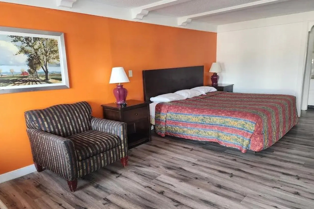 Travelodge by Wyndham Elkton University Area