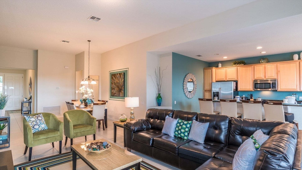Lavish 4BR Home in Windsor Hills Resort
