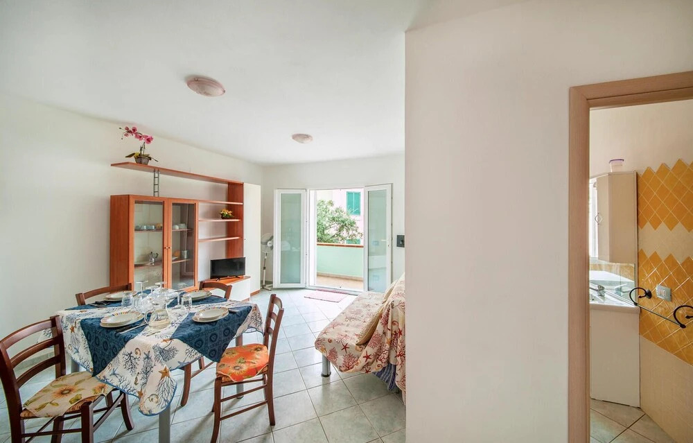 Awesome Apartment in La Maddalena With 1 Bedrooms