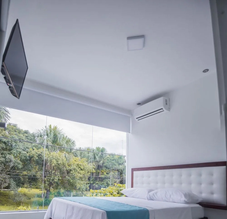 Hotel Luvana Suite
