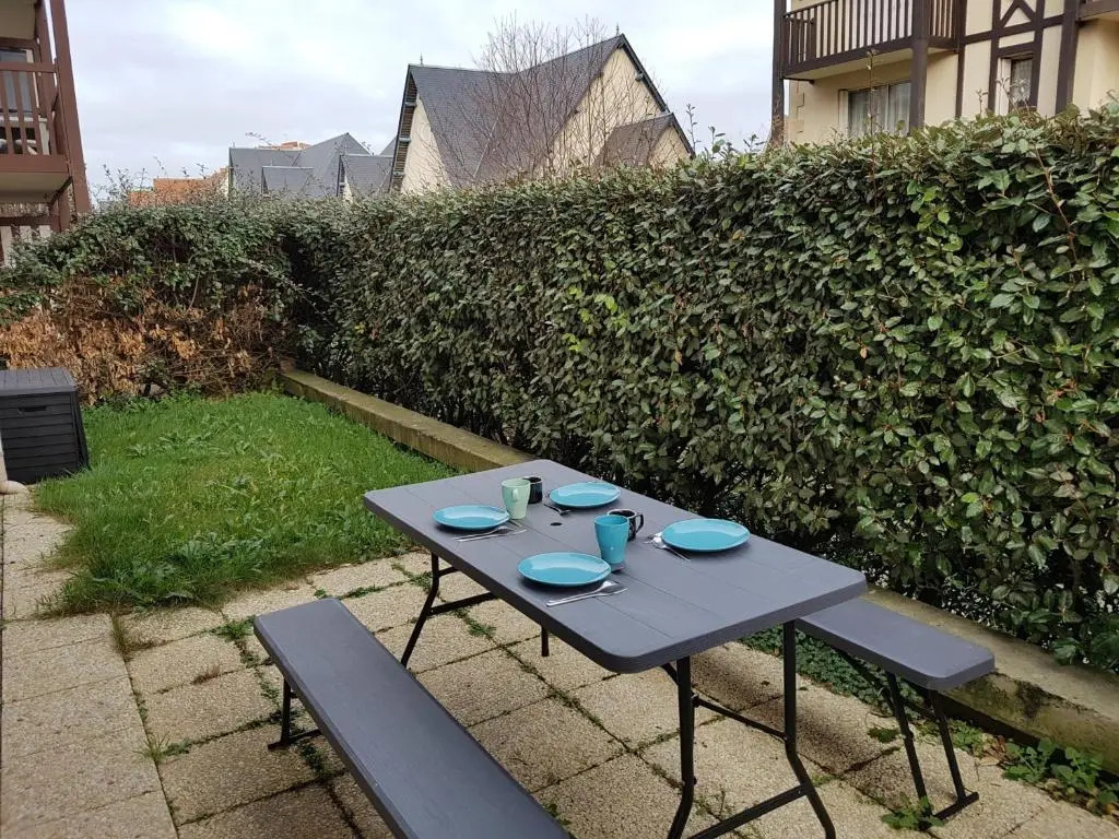 Appartement Cabourg, 3 pièces, 6 personnes - FR-1-487-201