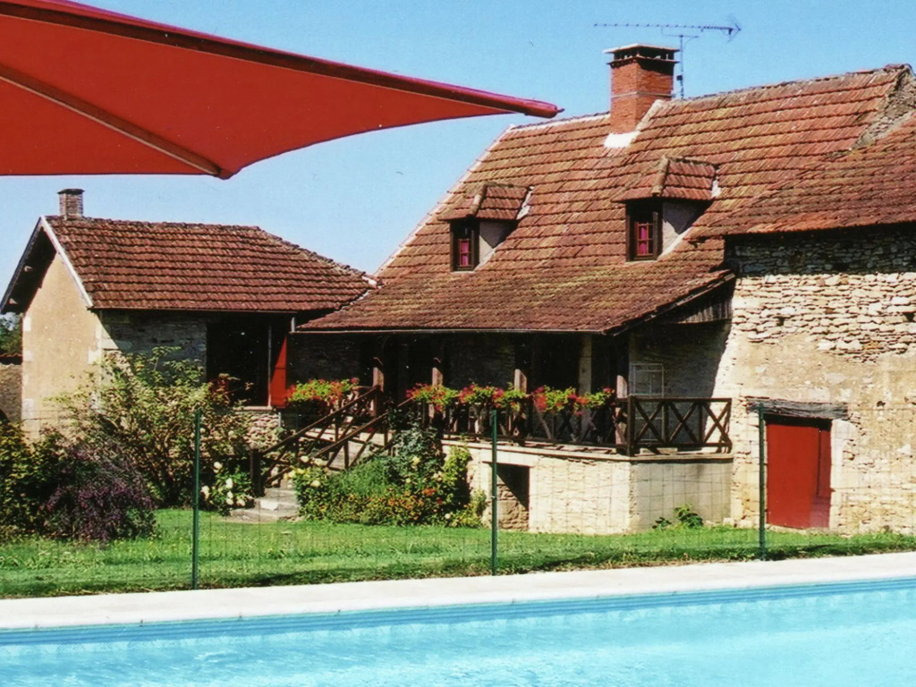 Comfortable Holiday Home With Private Pool