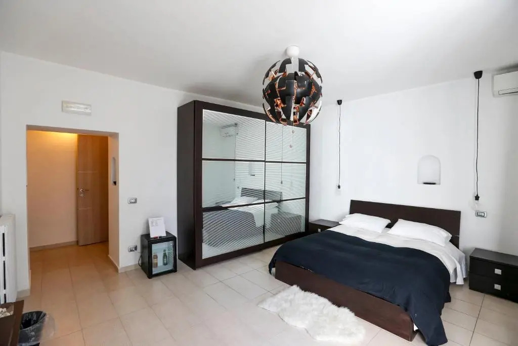 Sanfelice Apartments